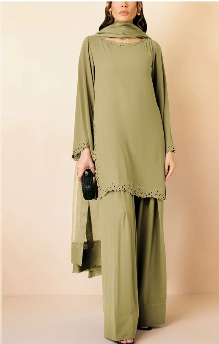 3 piece suit in green color