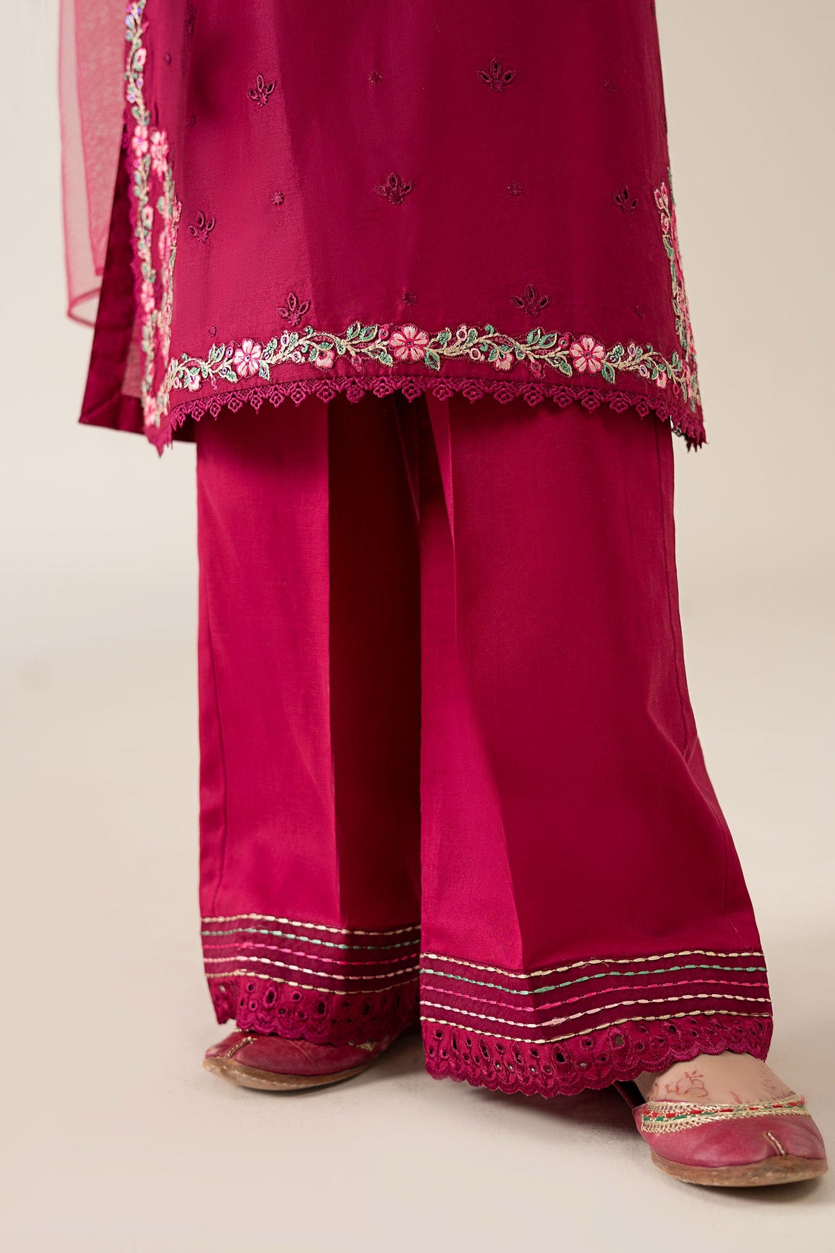 3 Piece Embroidered Lawn Suit